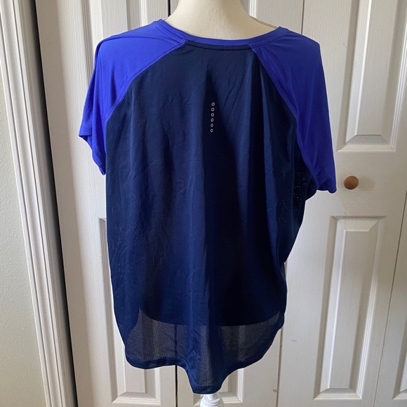 🥰Nike Top🥰 - Picture 6 of 7